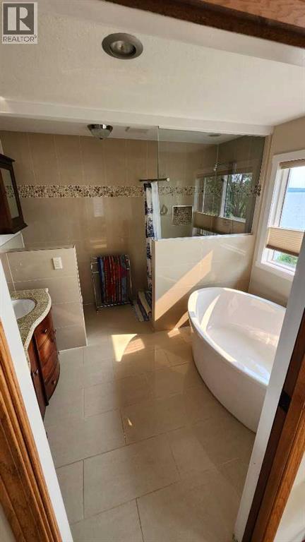 9 Rustic Road, Norglenwold, Alberta  T4S 1S5 - Photo 39 - A2247198