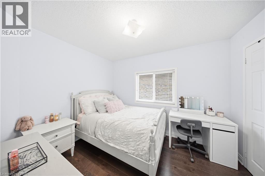 5875 Blue Spruce Avenue, Burlington, Ontario  L7L 7N7 - Photo 31 - 40844326