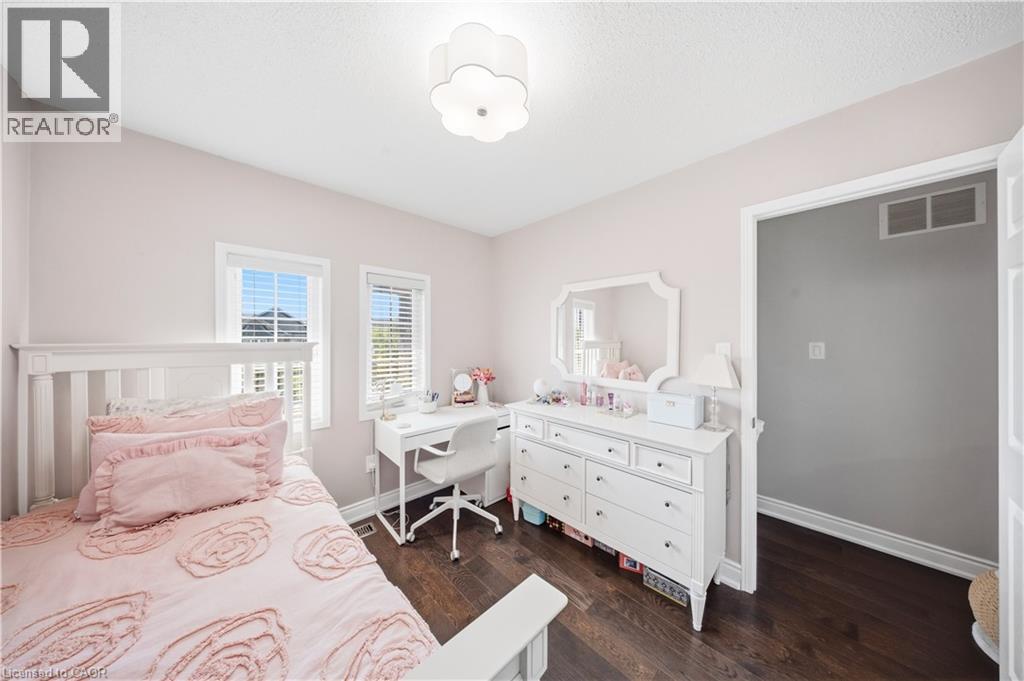 5875 Blue Spruce Avenue, Burlington, Ontario  L7L 7N7 - Photo 40 - 40844326