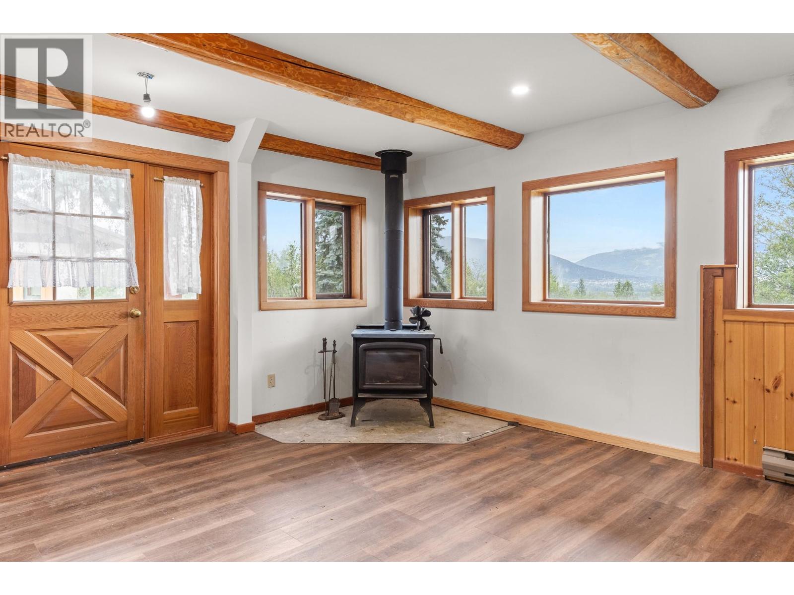 1084 Simmons Road, Creston, British Columbia  V0B 1G7 - Photo 45 - 10393070