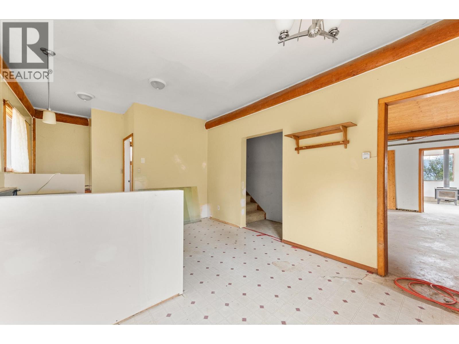 1084 Simmons Road, Creston, British Columbia  V0B 1G7 - Photo 47 - 10393070