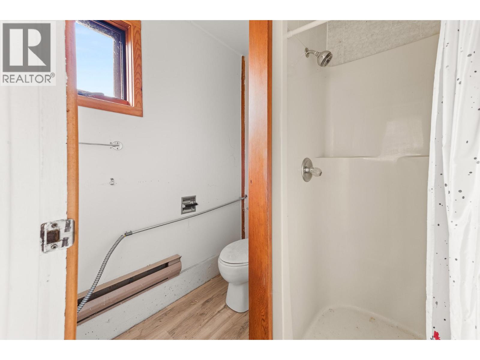 1084 Simmons Road, Creston, British Columbia  V0B 1G7 - Photo 48 - 10393070