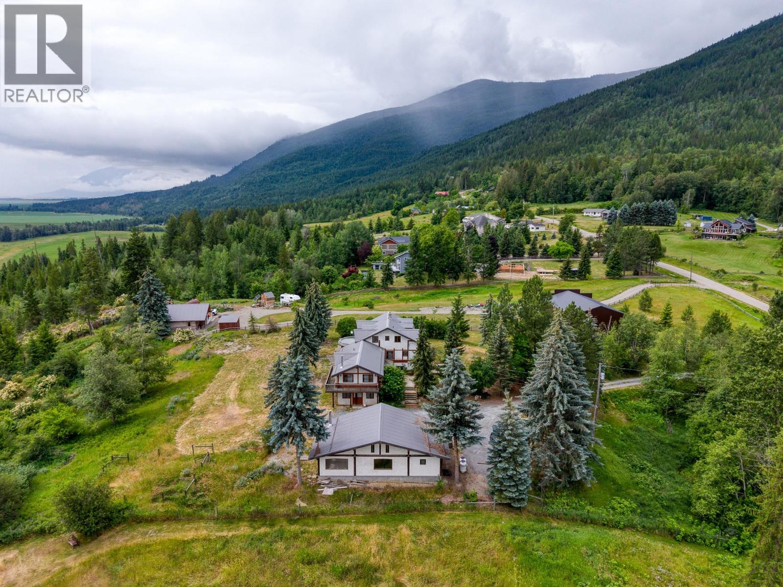 1084 Simmons Road, Creston, British Columbia  V0B 1G7 - Photo 75 - 10393070