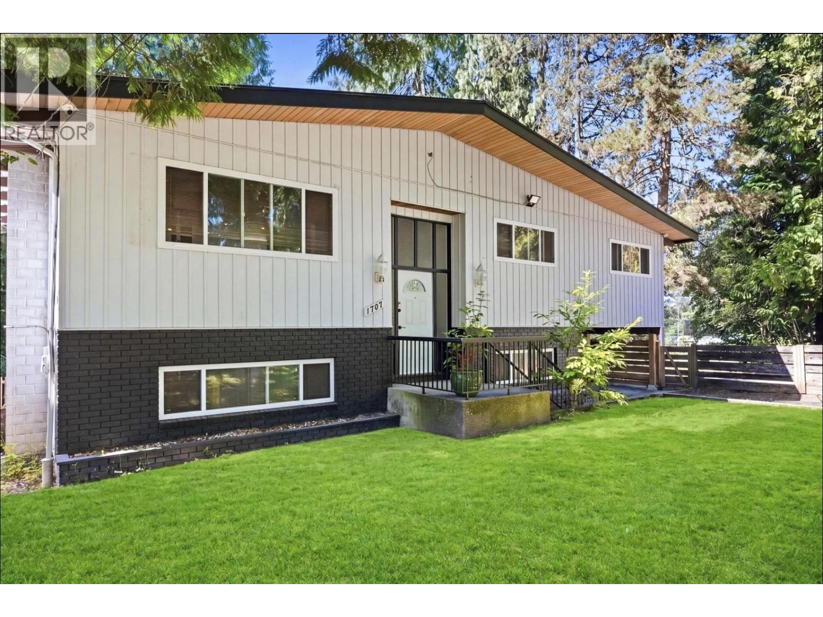 1707 Dempsey Road, North Vancouver, British Columbia  V7K 1T2 - Photo 16 - R3141424