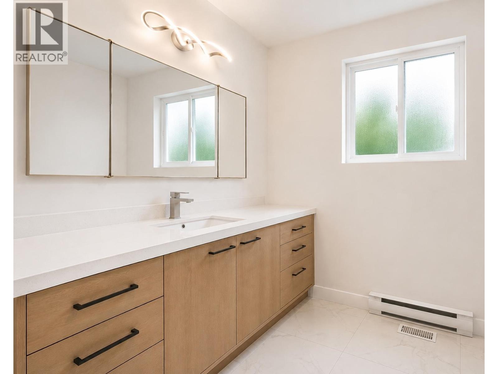 1707 Dempsey Road, North Vancouver, British Columbia  V7K 1T2 - Photo 8 - R3141424
