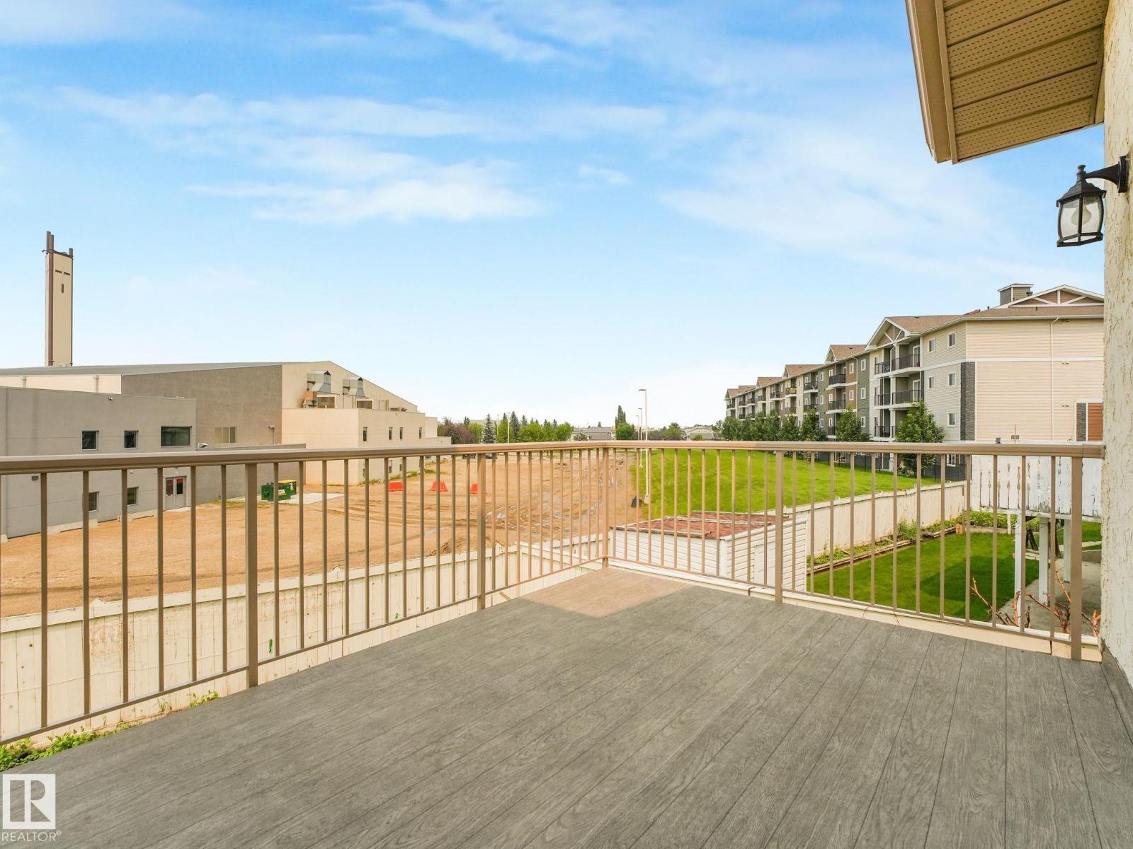 1058 James Cr NW, Edmonton, Alberta  T6L 6P6 - Photo 13 - E4496439