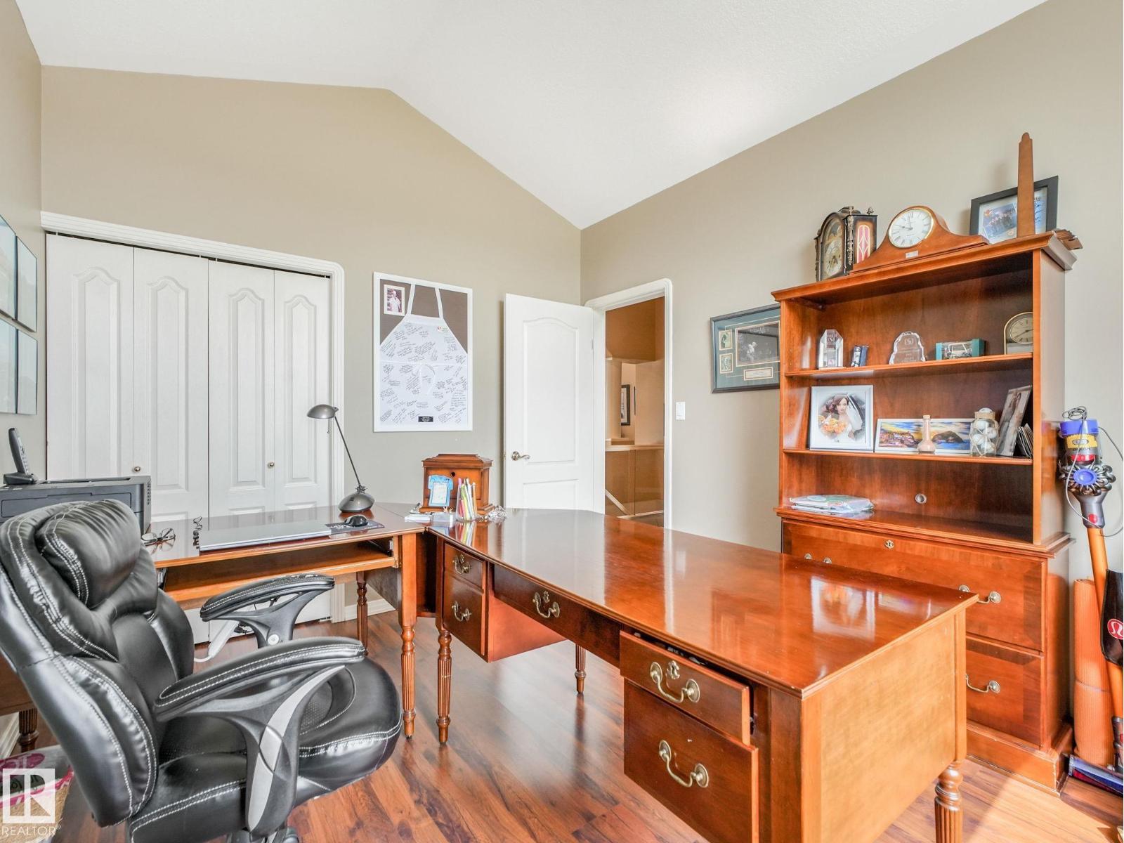 1058 James Cr NW, Edmonton, Alberta  T6L 6P6 - Photo 30 - E4496439