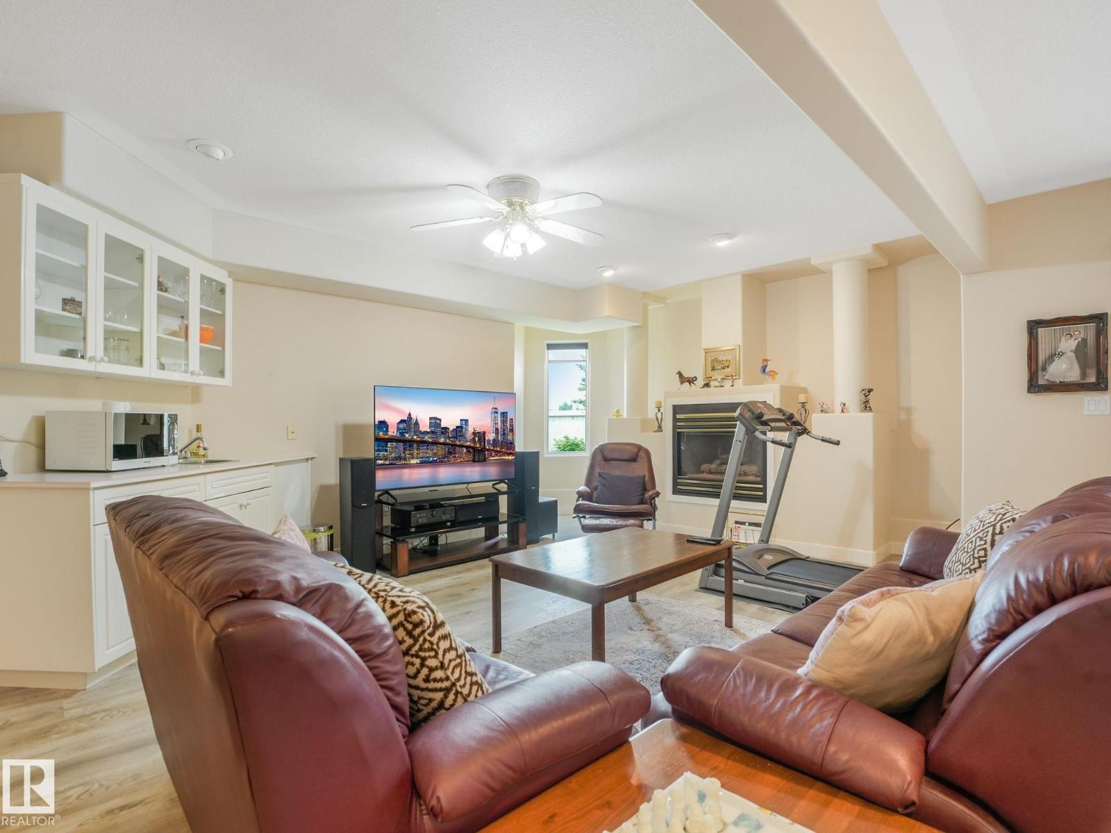 1058 James Cr NW, Edmonton, Alberta  T6L 6P6 - Photo 35 - E4496439