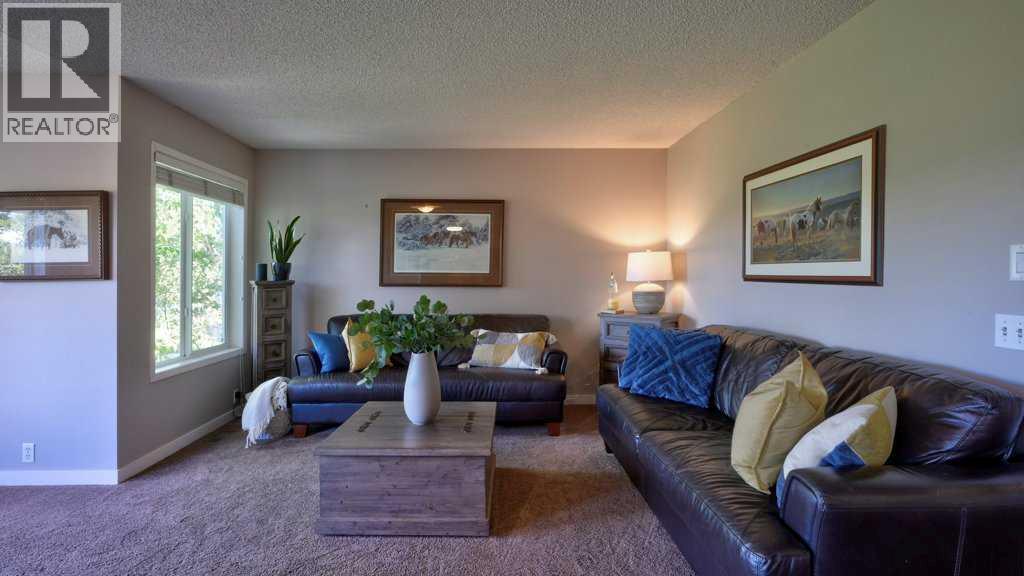537 Douglas Glen Point SE, Calgary, Alberta  T2Z 3P9 - Photo 20 - A2324080