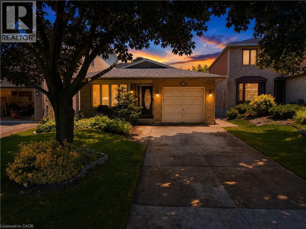 23 MILLPOND Place, Mountain, Ontario