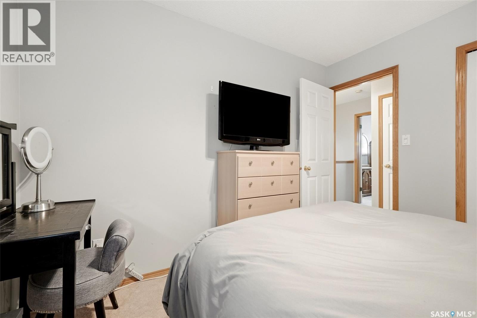 105 Courtside Crescent, Pilot Butte, Saskatchewan S0G 3Z0 - Photo 18 - SK041083