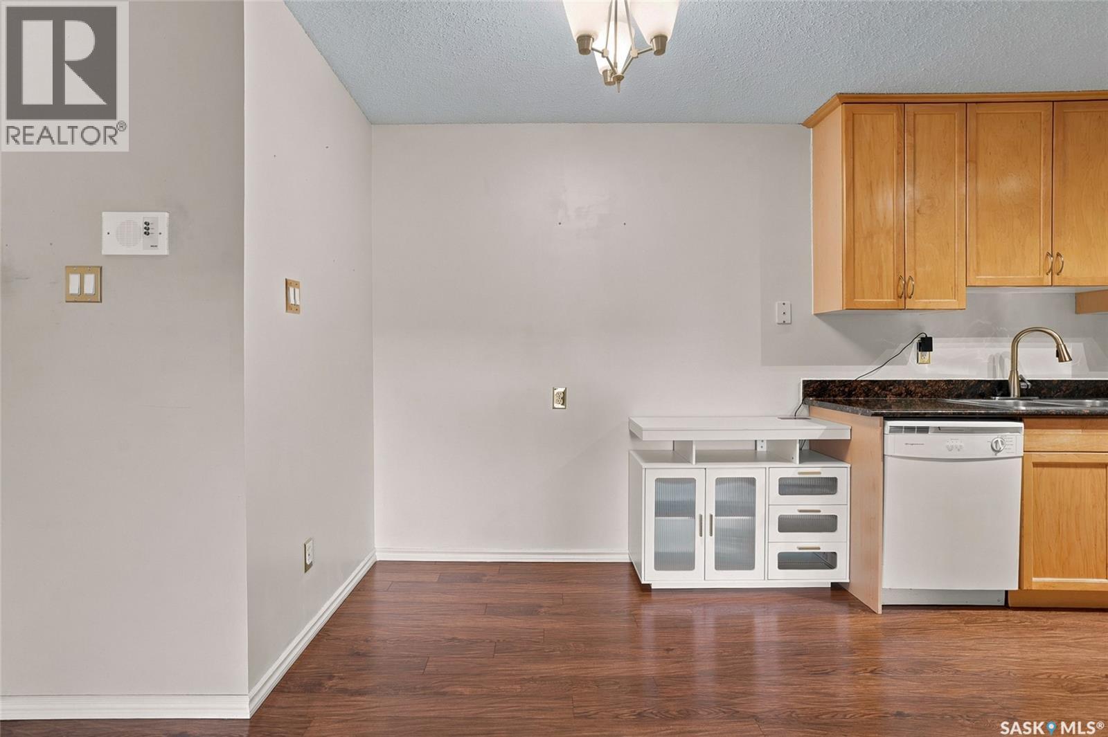 304d1 1121 Mckercher Drive, Saskatoon, Saskatchewan S7H 5B8 - Photo 7 - SK041120