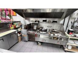 917 DAVIE STREET, Vancouver, British Columbia
