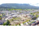 250 Harbourfront Drive NE, Salmon Arm, BC V1E 0B3