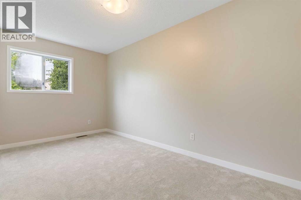 82 Coventry Lane Ne, Calgary, Alberta  T3K 4G4 - Photo 33 - A2324998