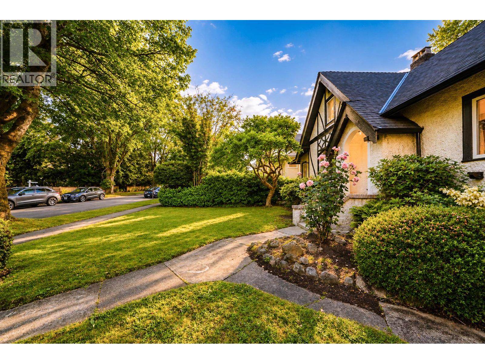 1225 W 26th Avenue, Vancouver, British Columbia V6H 2A8 - Photo 3 - R3141489