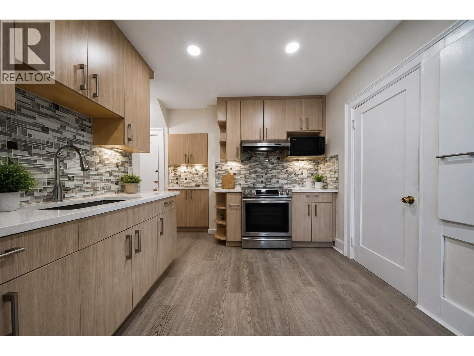 1225 W 26th Avenue, Vancouver, British Columbia V6H 2A8 - Photo 8 - R3141489