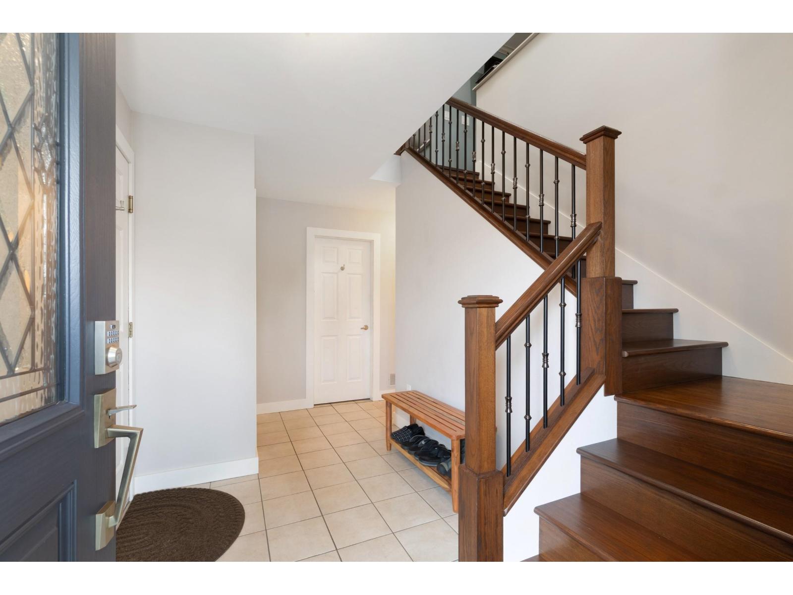 13251 82b Avenue, Surrey, British Columbia  V3W 0P9 - Photo 3 - R3141494