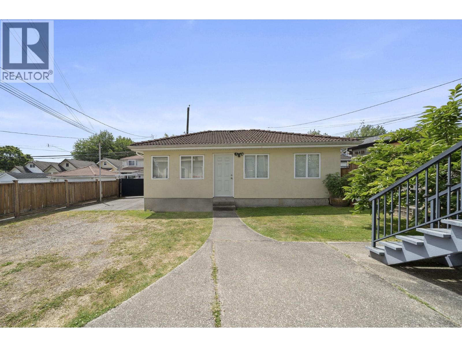 2772 Triumph Street, Vancouver, British Columbia V5K 1T2 - Photo 33 - R3141532