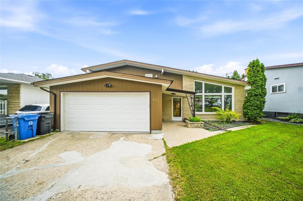 951 Airlies Street, Winnipeg, Manitoba  R2V 3A1 - Photo 36 - 202614736