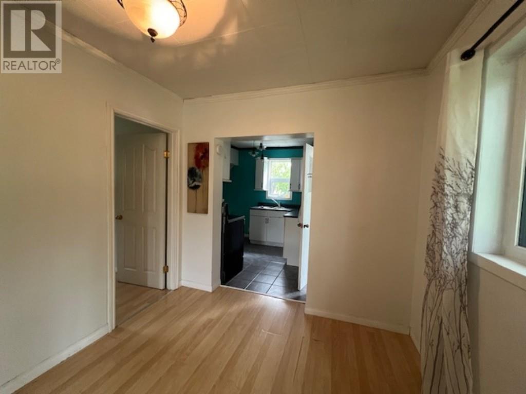 129 Prince St, Municipality Of Sioux Lookout, Ontario  P8T 1A3 - Photo 4 - TB2601751