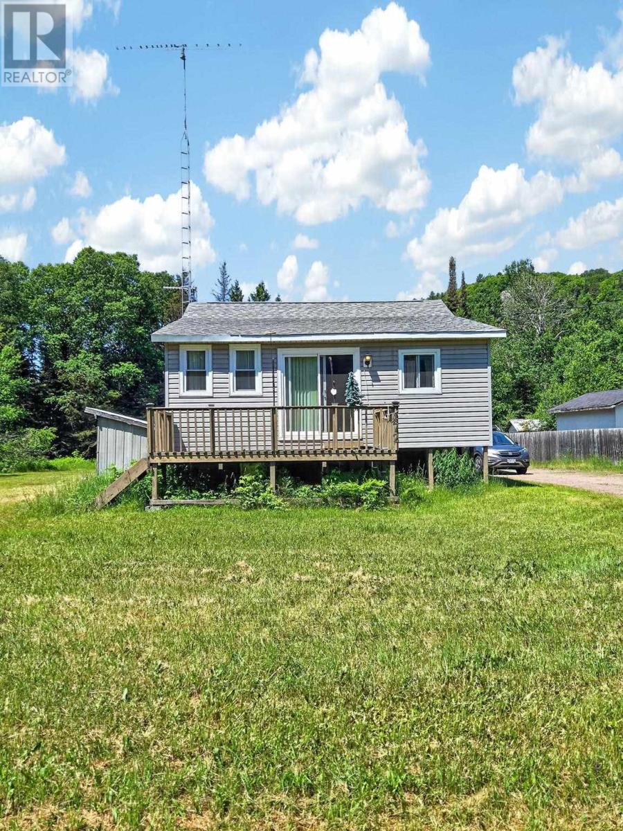 472 Whitman Dam Rd, Searchmont, Ontario  P0S 1J0 - Photo 2 - SM261662