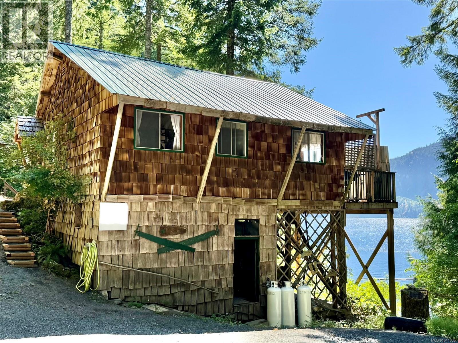 Listing image 4