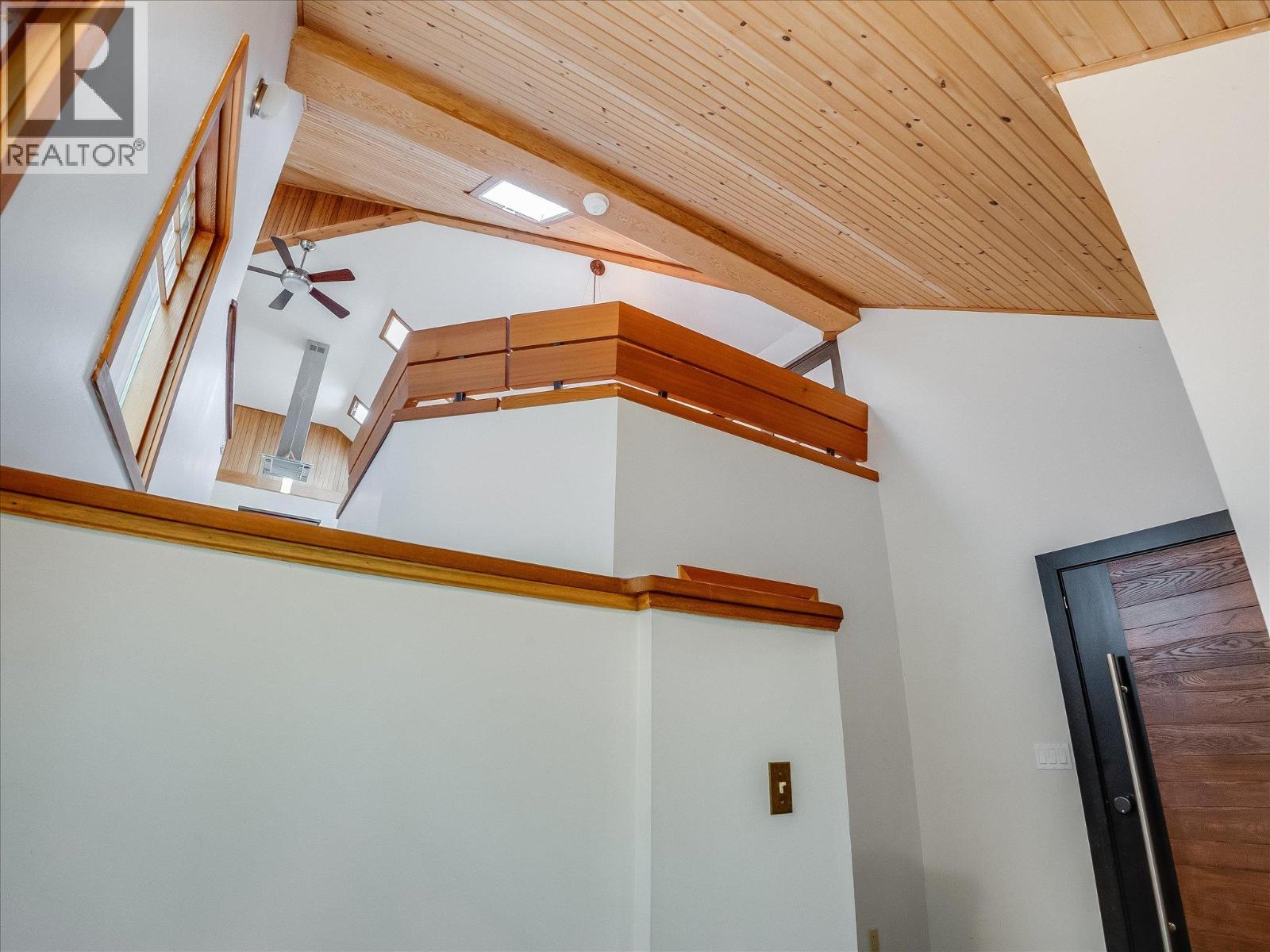4225 3a Highway, Nelson, British Columbia  V1L 6N1 - Photo 10 - 10392966