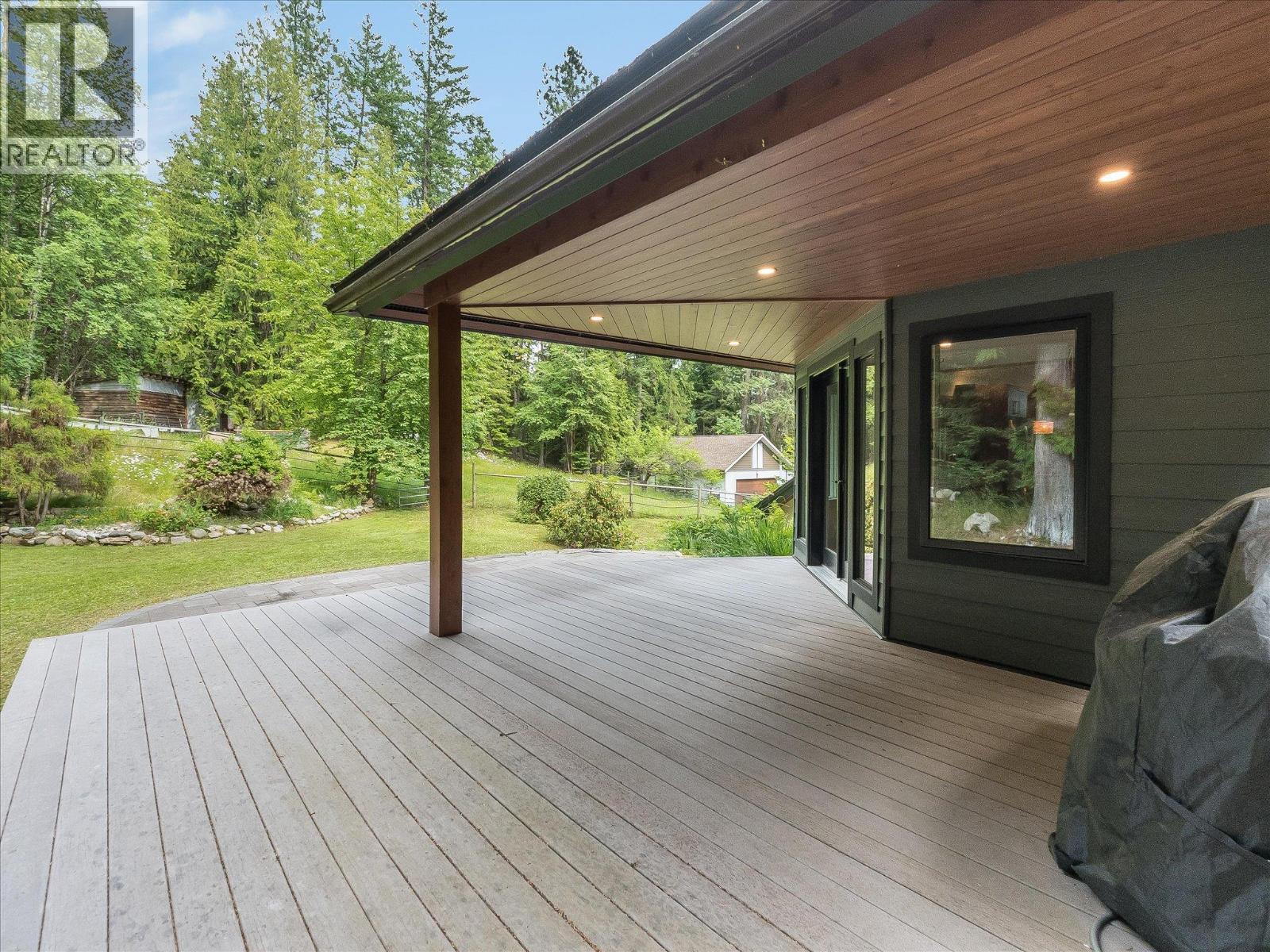 4225 3a Highway, Nelson, British Columbia  V1L 6N1 - Photo 37 - 10392966