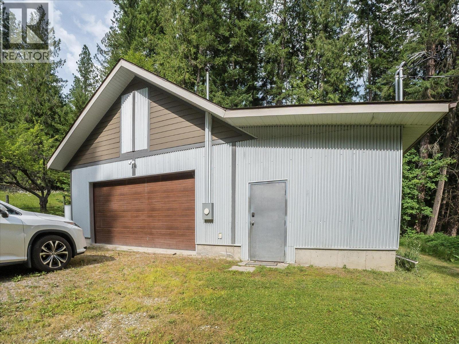 4225 3a Highway, Nelson, British Columbia  V1L 6N1 - Photo 55 - 10392966