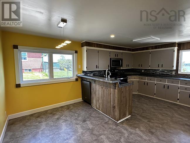 593 Veterans Memorial Drive, Arichat, Nova Scotia  B0E 1A0 - Photo 14 - 202616113