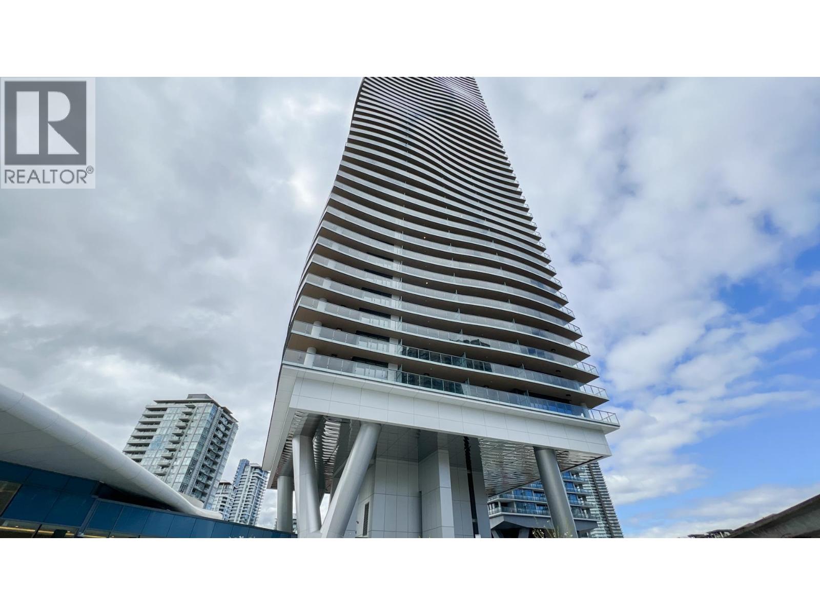 1303 4880 LOUGHEED HIGHWAY