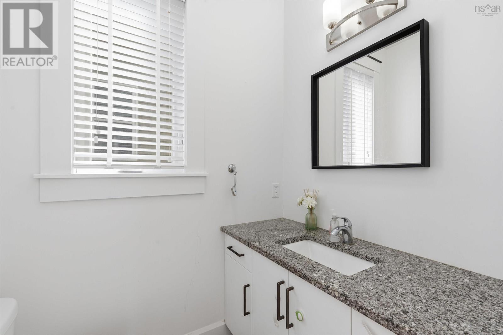 309 Fleetview Drive, Halifax, Nova Scotia  B3M 0L9 - Photo 32 - 202616131
