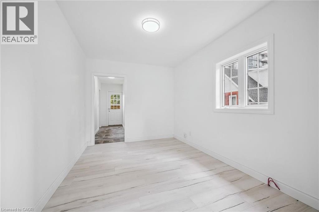 44 Walter Street, Kitchener, Ontario  N2G 1S1 - Photo 18 - 40842557