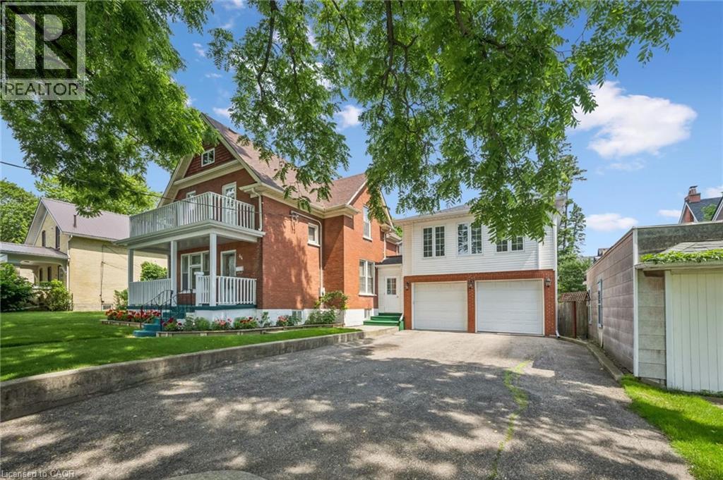44 Walter Street, Kitchener, Ontario  N2G 1S1 - Photo 2 - 40842557