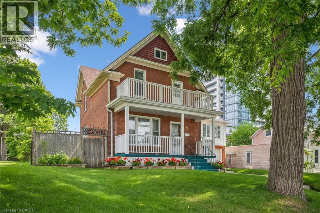 44 Walter Street, Kitchener, Ontario  N2G 1S1 - Photo 3 - 40842557