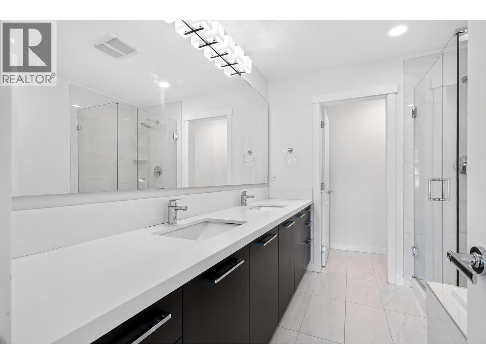 35 3400 Devonshire Avenue, Coquitlam, British Columbia V3E 0L1 - Photo 24 - R3140670