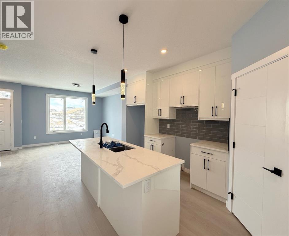 1999 Mccaskill Drive, Crossfield, Alberta  T0M 0S0 - Photo 6 - A2323048