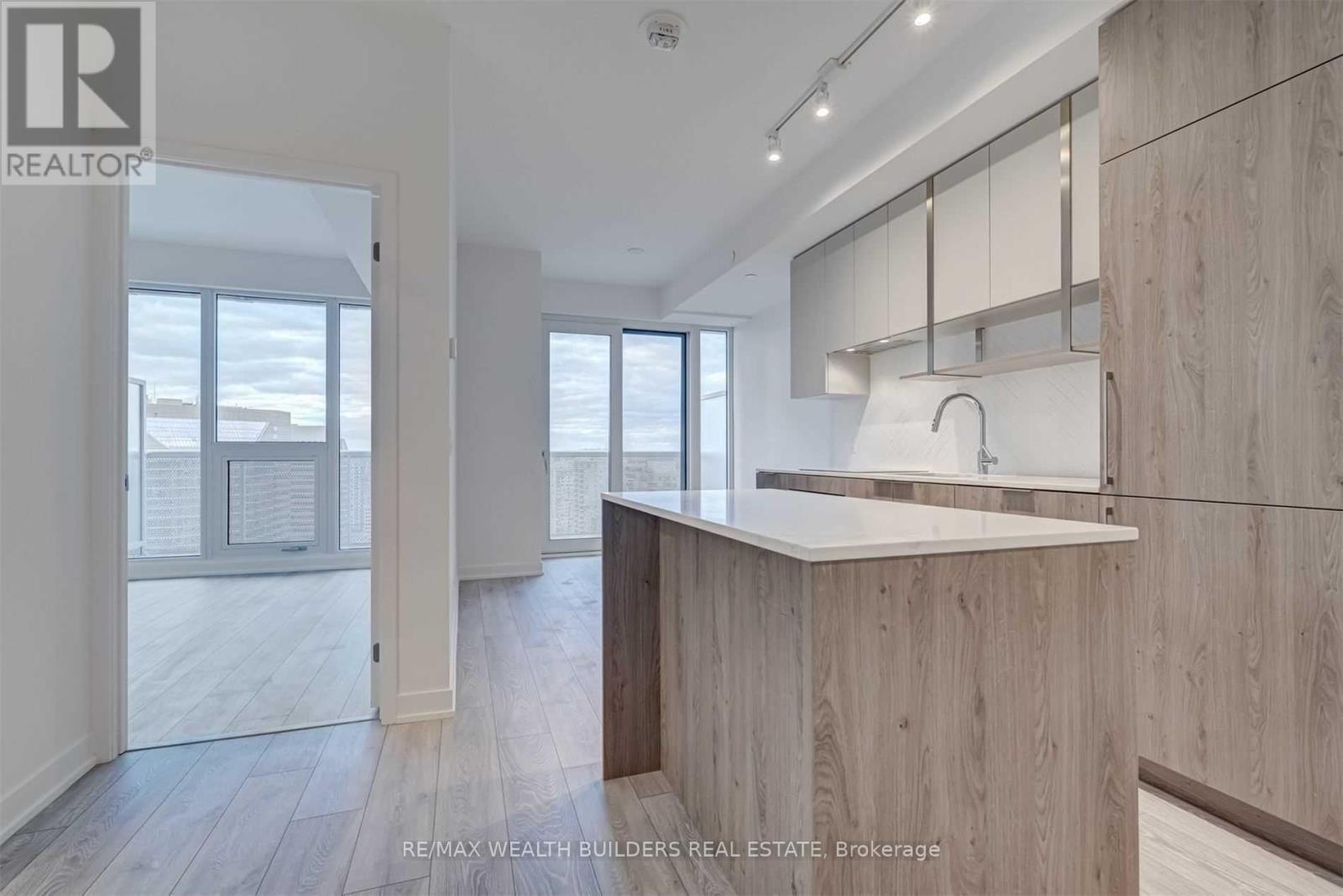 2206 - 15 HOLMES AVENUE, Toronto, Ontario