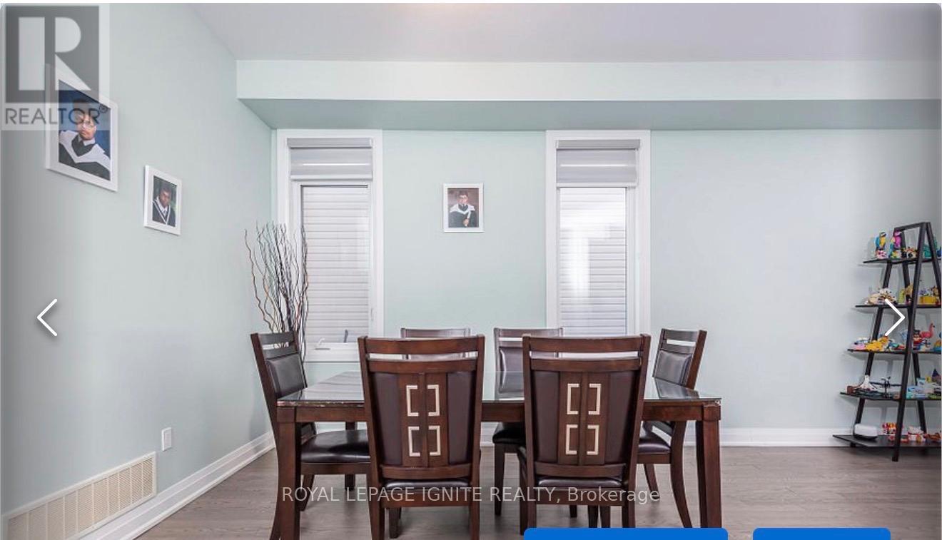 11 Larkin Lane, Clarington, Ontario  L1C 4A7 - Photo 4 - E13501108