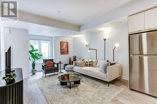123 - 39 FARMSTEAD ROAD, Toronto, Ontario