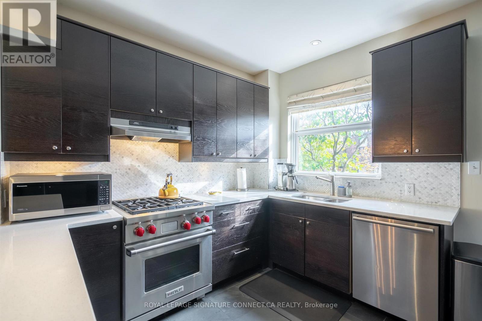 41 Palmerston Gardens, Toronto, Ontario M6G 1V8 - Photo 11 - C13507500