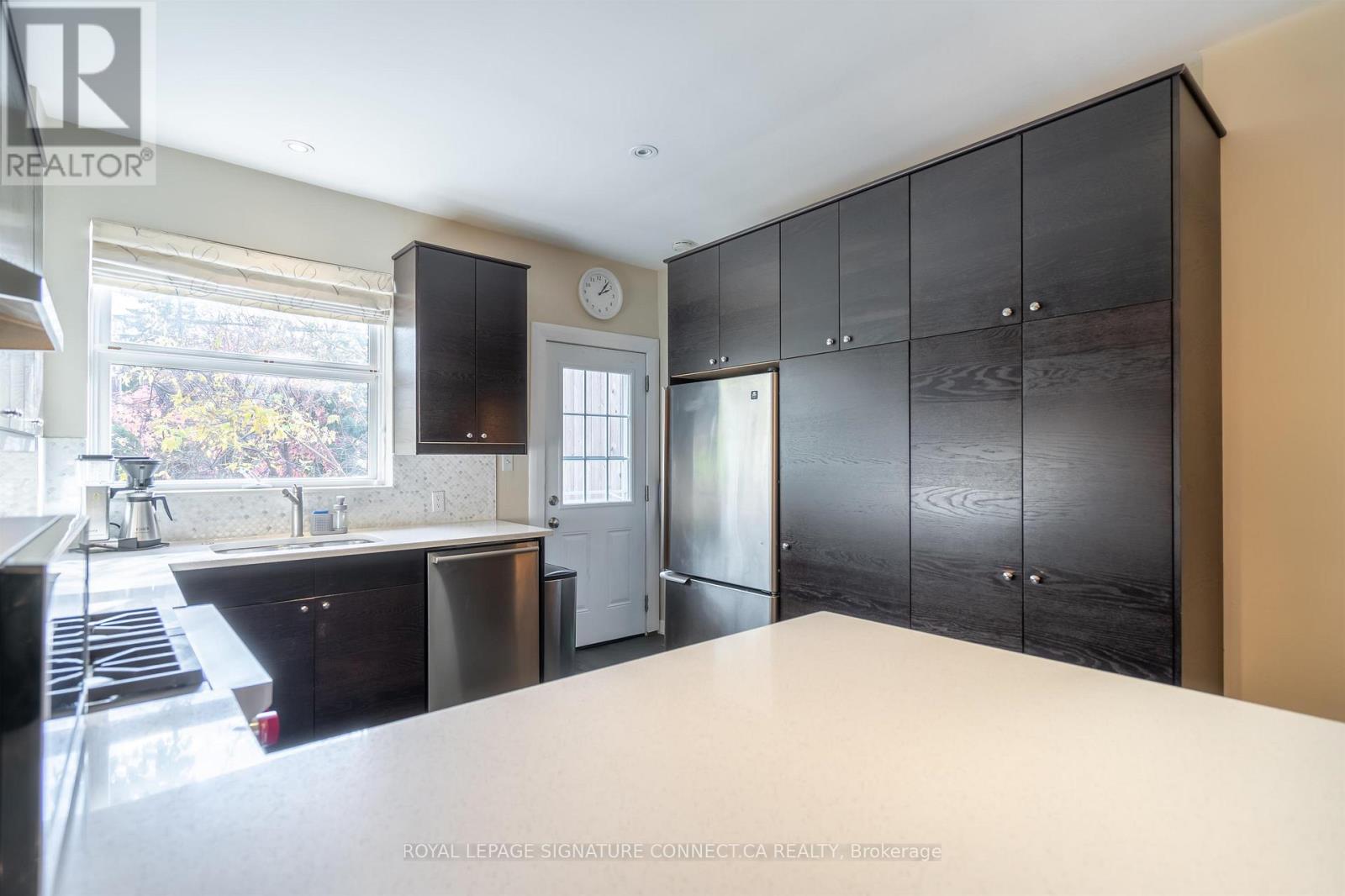 41 Palmerston Gardens, Toronto, Ontario M6G 1V8 - Photo 10 - C13507500