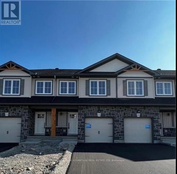 14 MARGARET GRAHAM TERRACE, Smiths Falls, Ontario