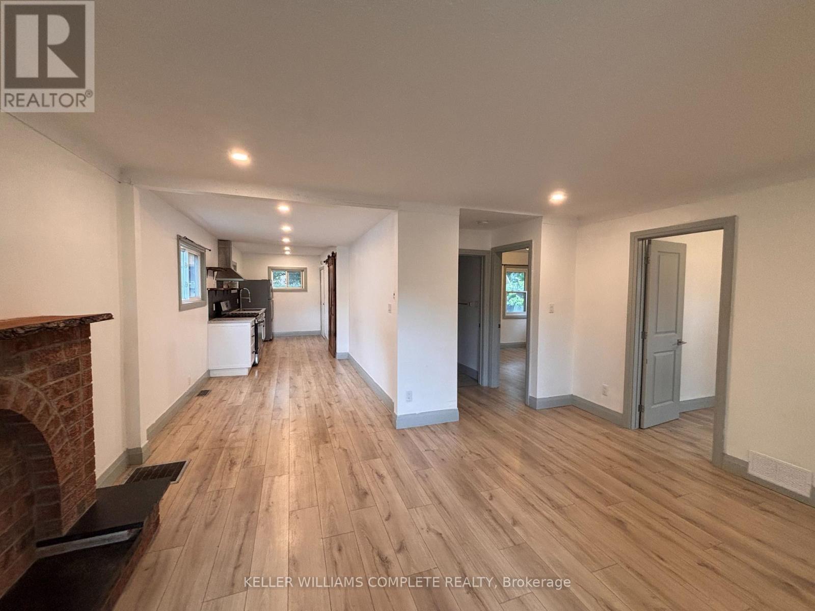 Upper - 14 Elmwood Avenue, St. Catharines, Ontario  L2R 2T7 - Photo 2 - X13506666