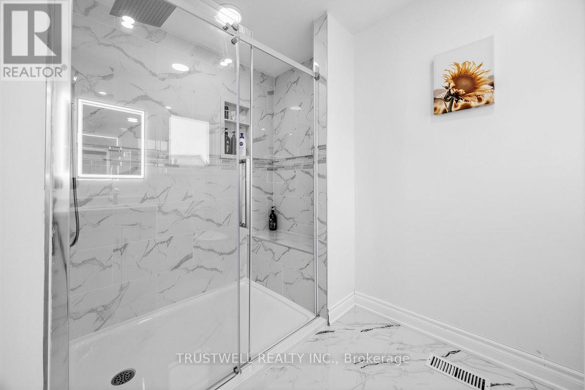 3 Waldron Court, Ajax, Ontario  L1T 4X2 - Photo 20 - E13496764