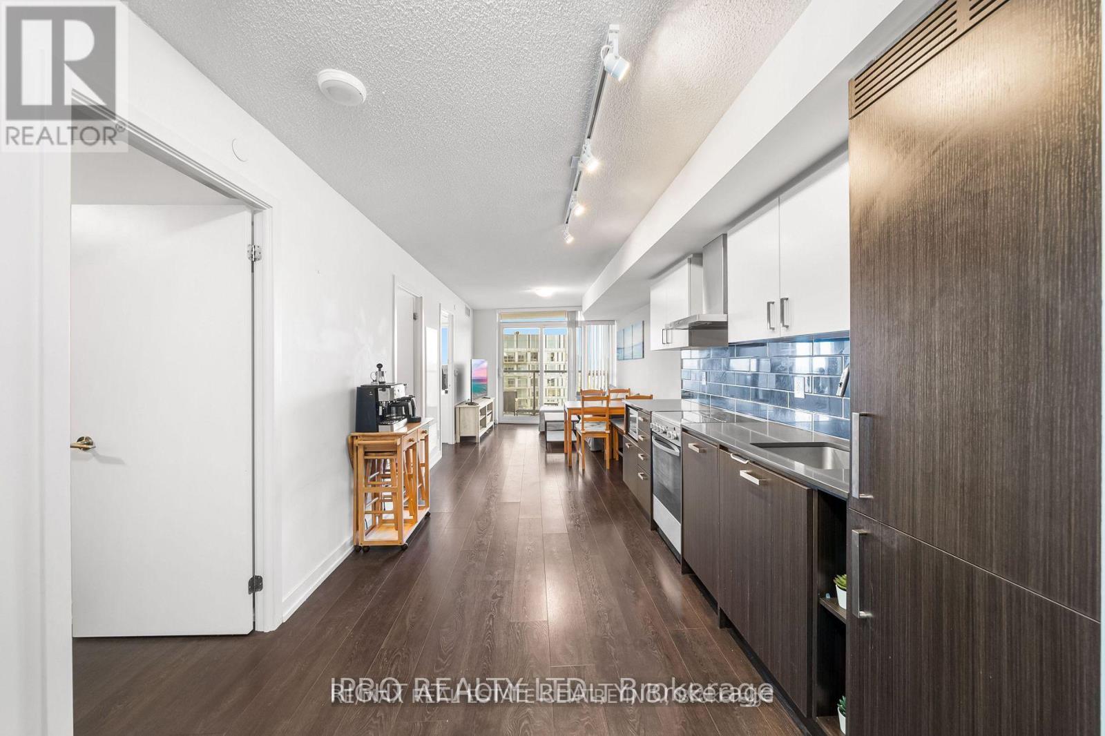 2409 - 125 Redpath Avenue, Toronto, Ontario  M4S 0B5 - Photo 8 - C13507520