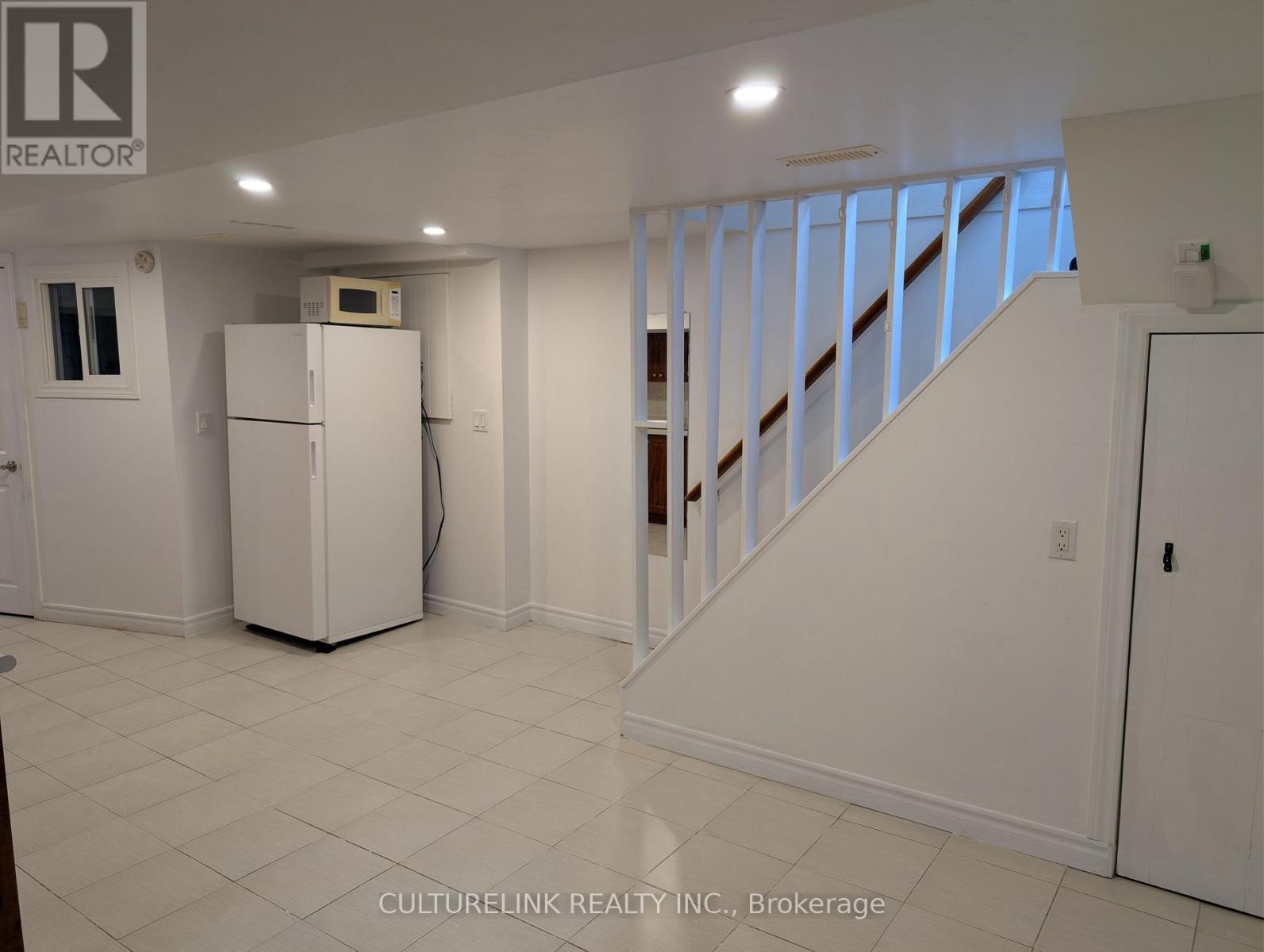 Bsmt - 30 Rockport Crescent, Richmond Hill, Ontario  L4C 2L6 - Photo 9 - N13501052