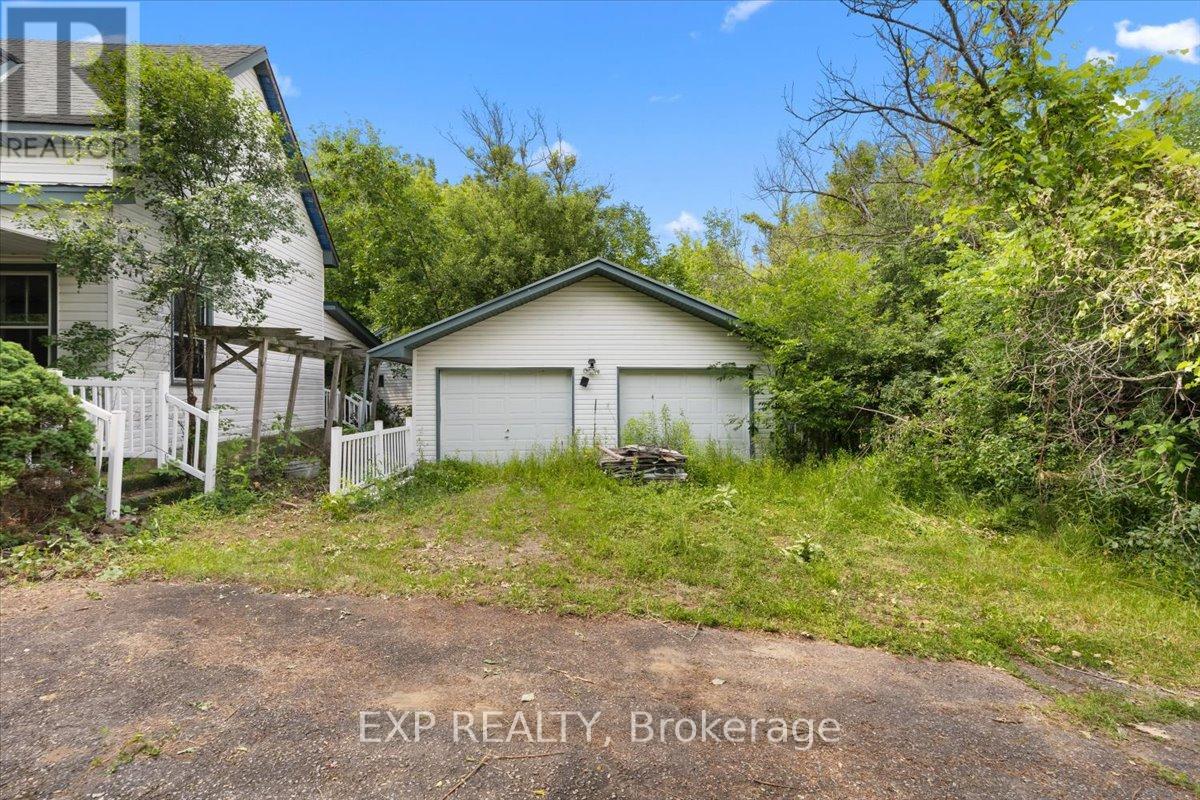 6889 Snake Island Road, Ottawa, Ontario K4P 1N2 - Photo 2 - X13506710