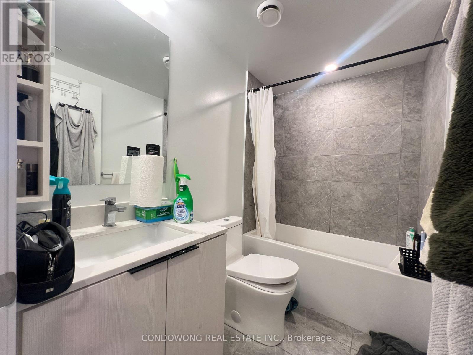 1607 - 82 Dalhousie Street, Toronto, Ontario  M5B 0C5 - Photo 3 - C13507398